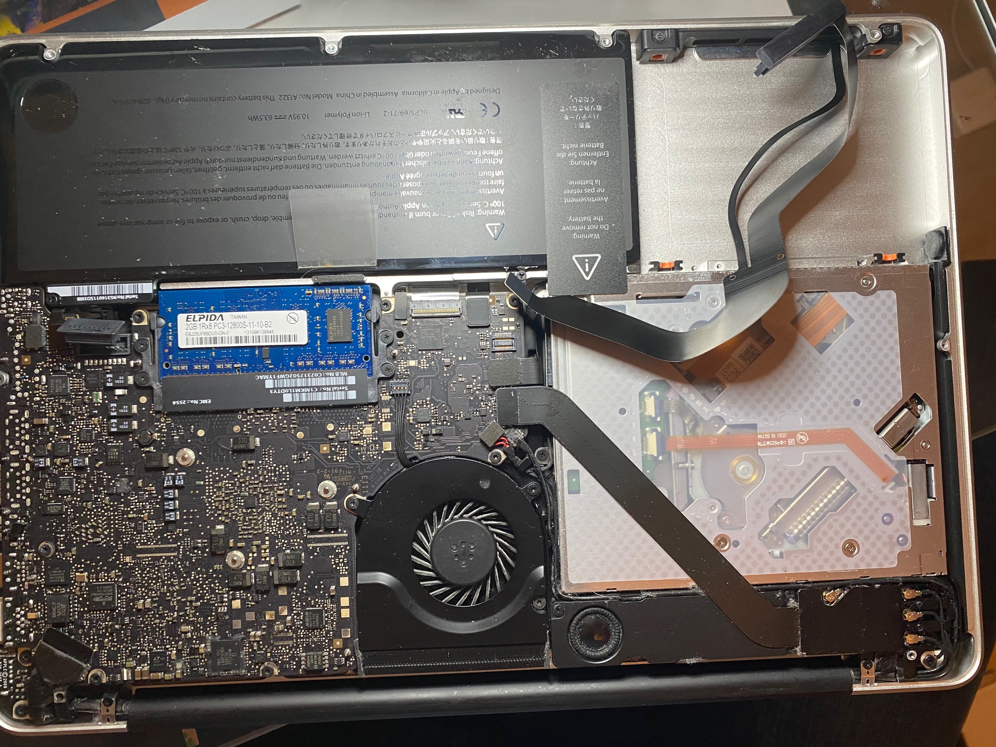 macbook pro had drive cable replacement
